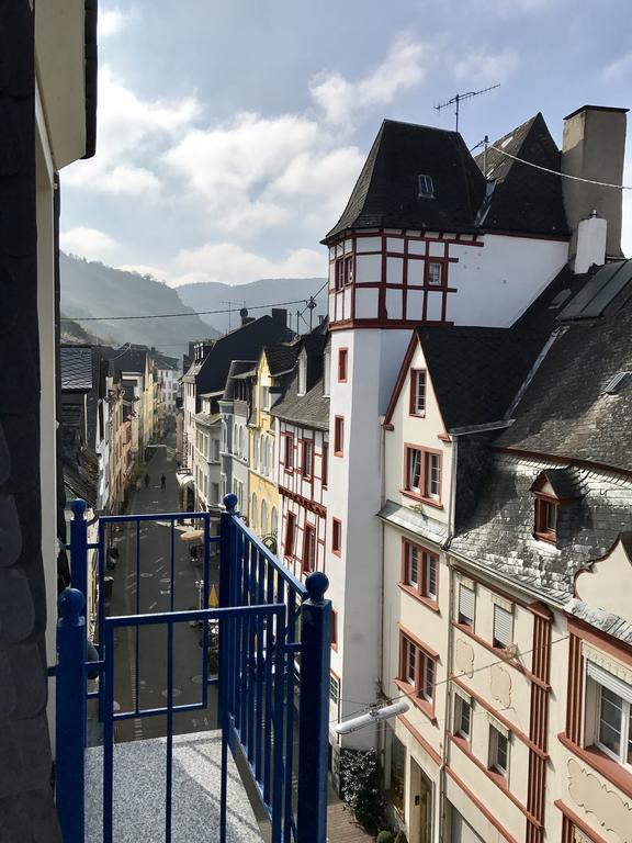Hotel Ratskeller Zell an der Mosel Exterior foto